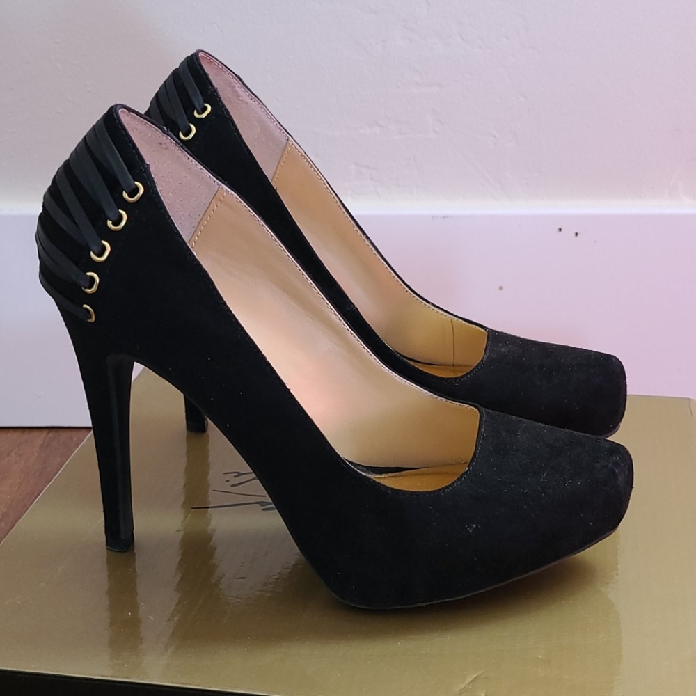 Thalia Sodi Novva Pumps